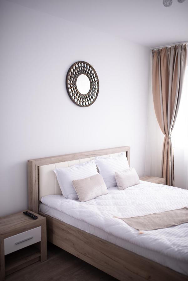 Apartament Denissia Oradea Ngoại thất bức ảnh