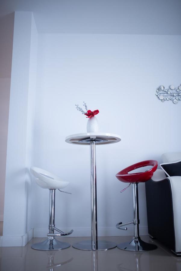Apartament Denissia Oradea Ngoại thất bức ảnh