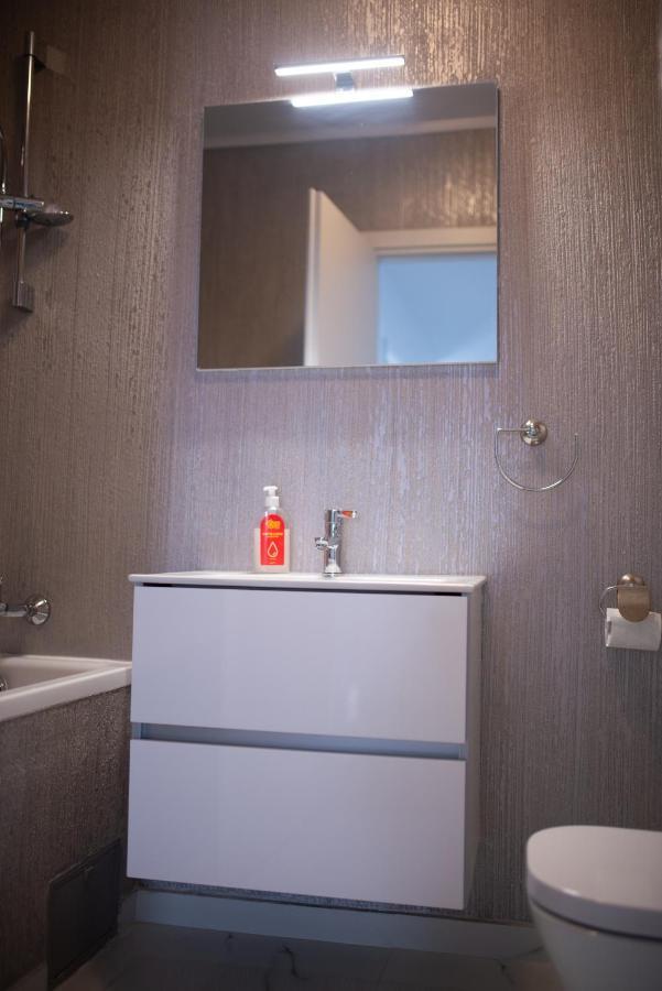 Apartament Denissia Oradea Ngoại thất bức ảnh