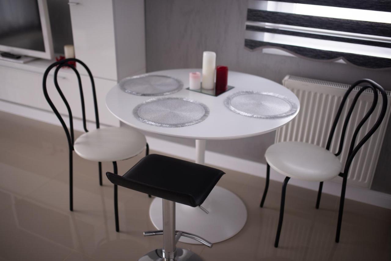 Apartament Denissia Oradea Ngoại thất bức ảnh